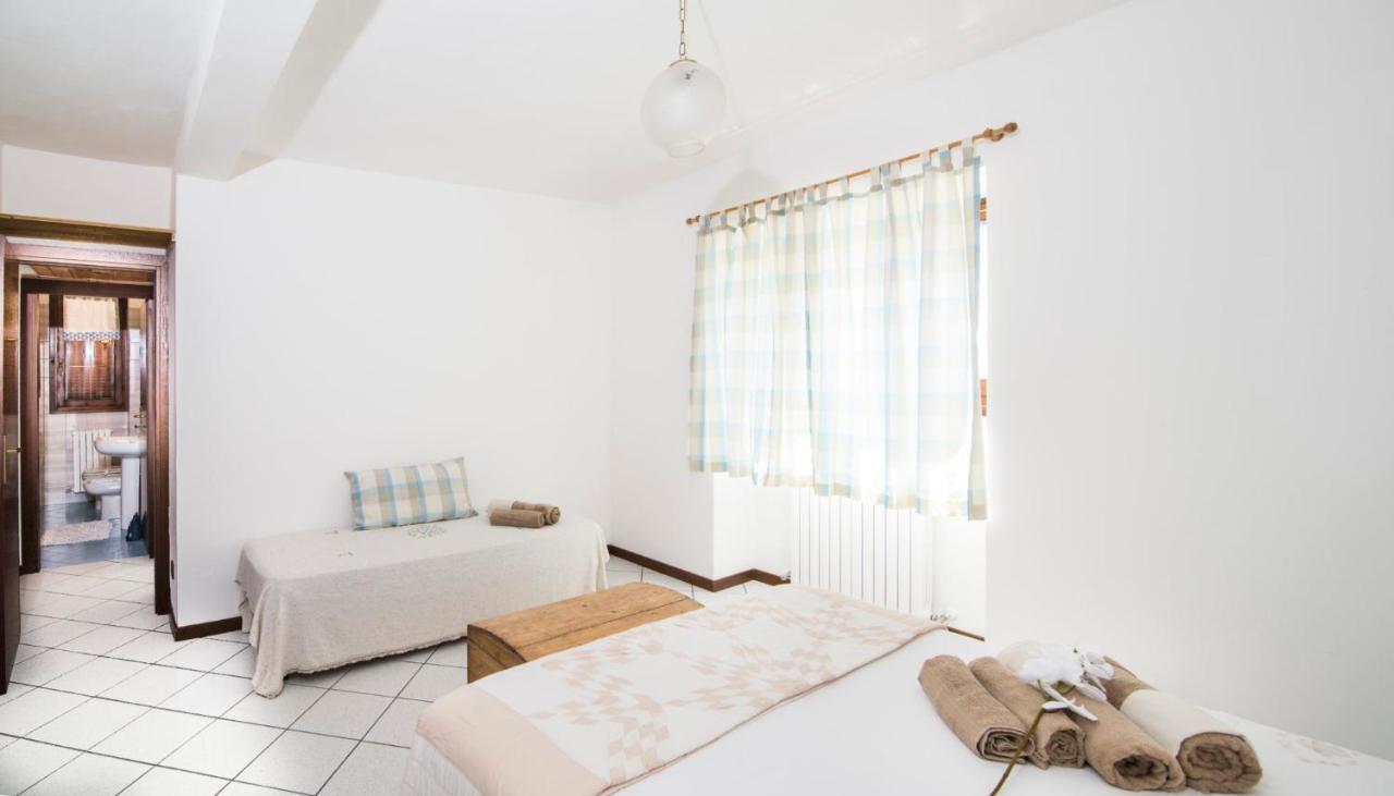 Casa Vacanze Linda Gera Lario Esterno foto
