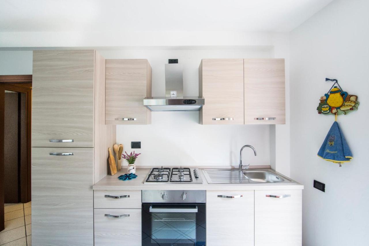Casa Vacanze Linda Gera Lario Esterno foto