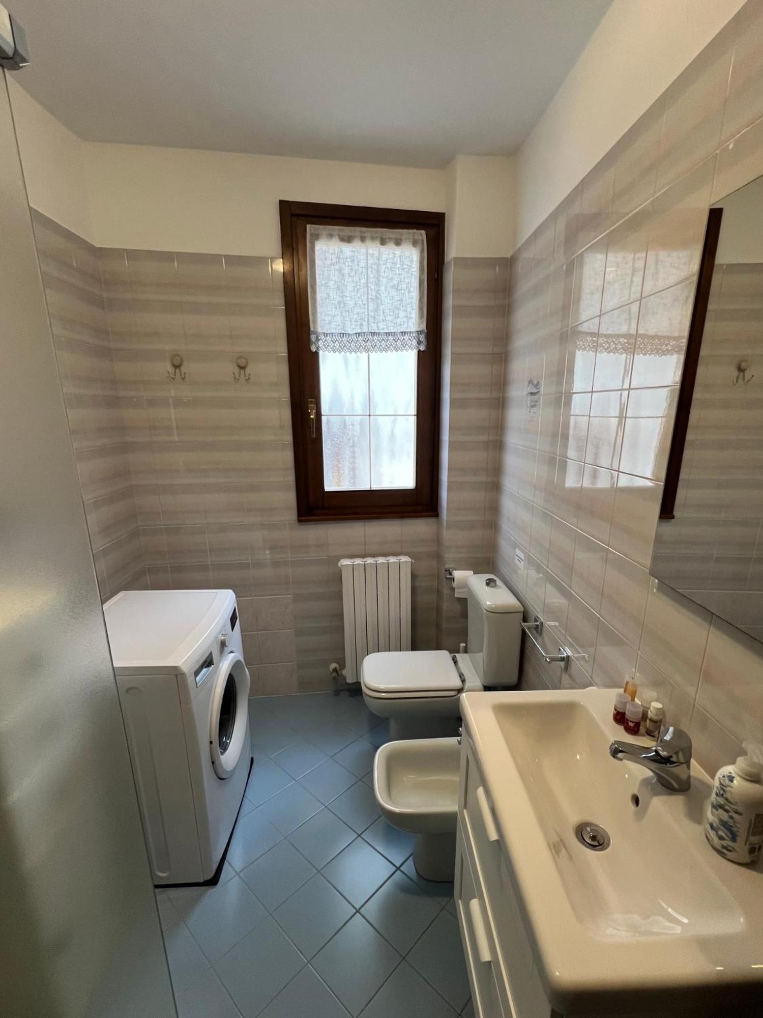 Casa Vacanze Linda Gera Lario Esterno foto