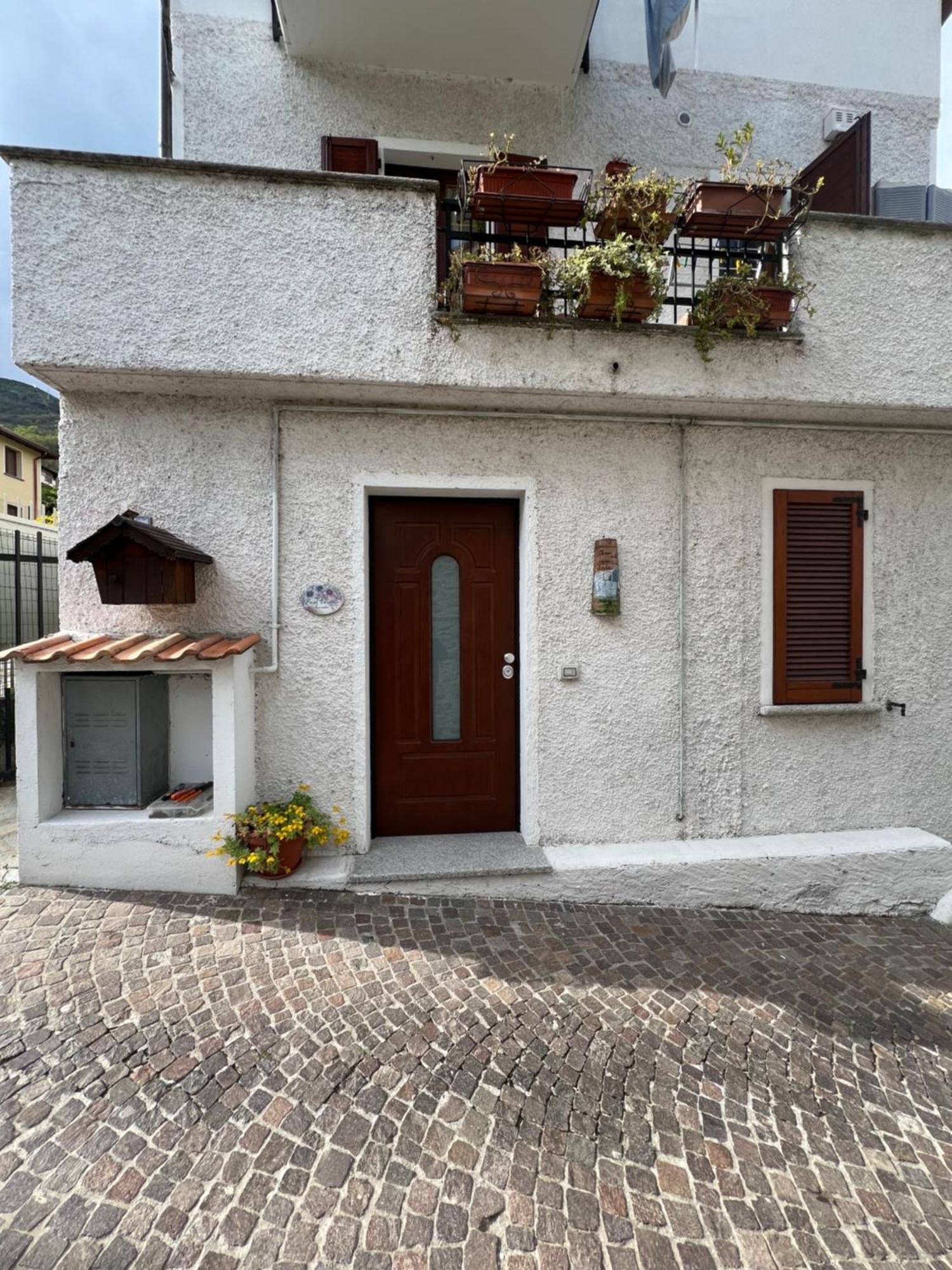 Casa Vacanze Linda Gera Lario Esterno foto